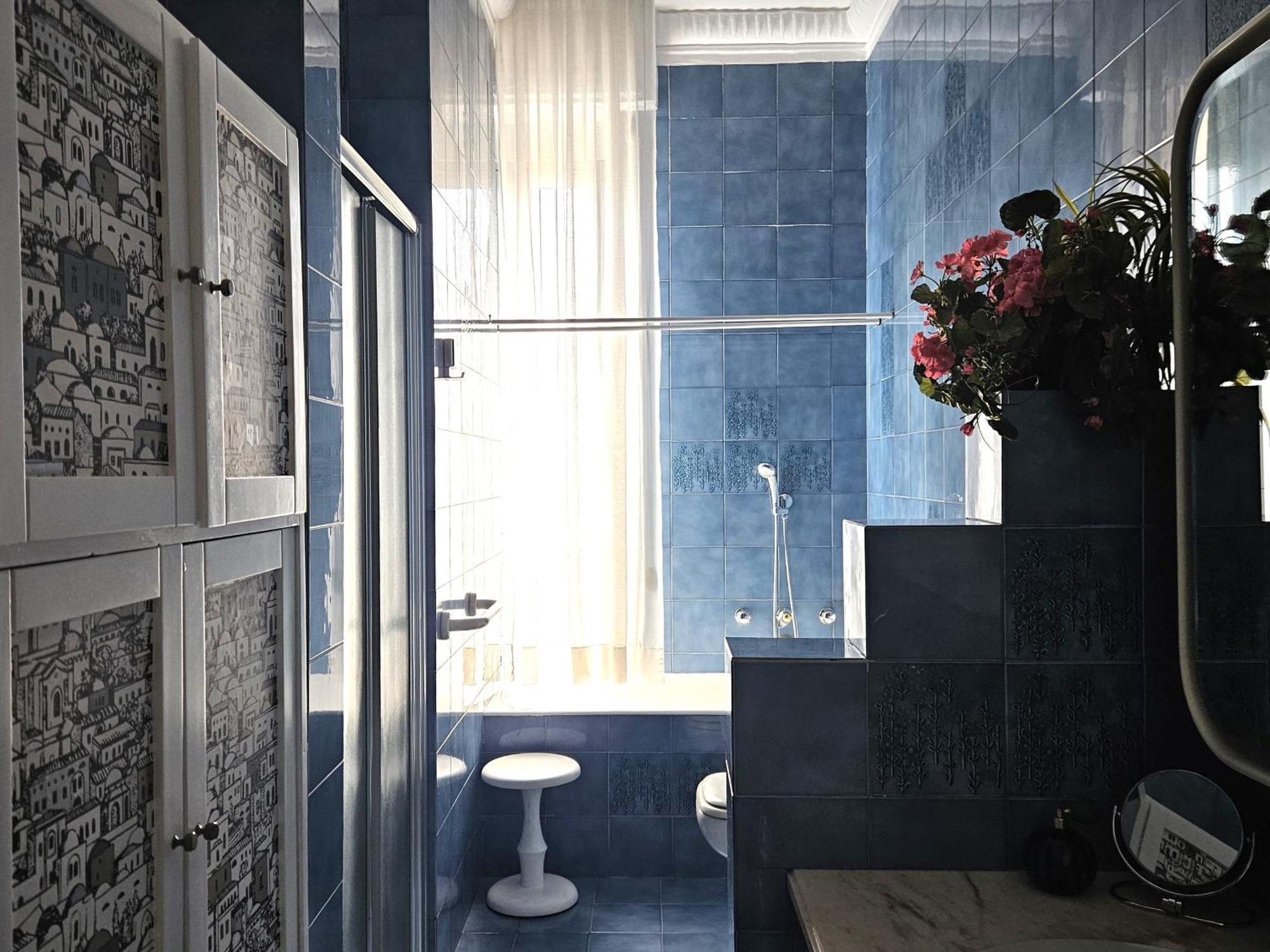 Homegallery - Elegante Appartamento Milanese Exterior foto