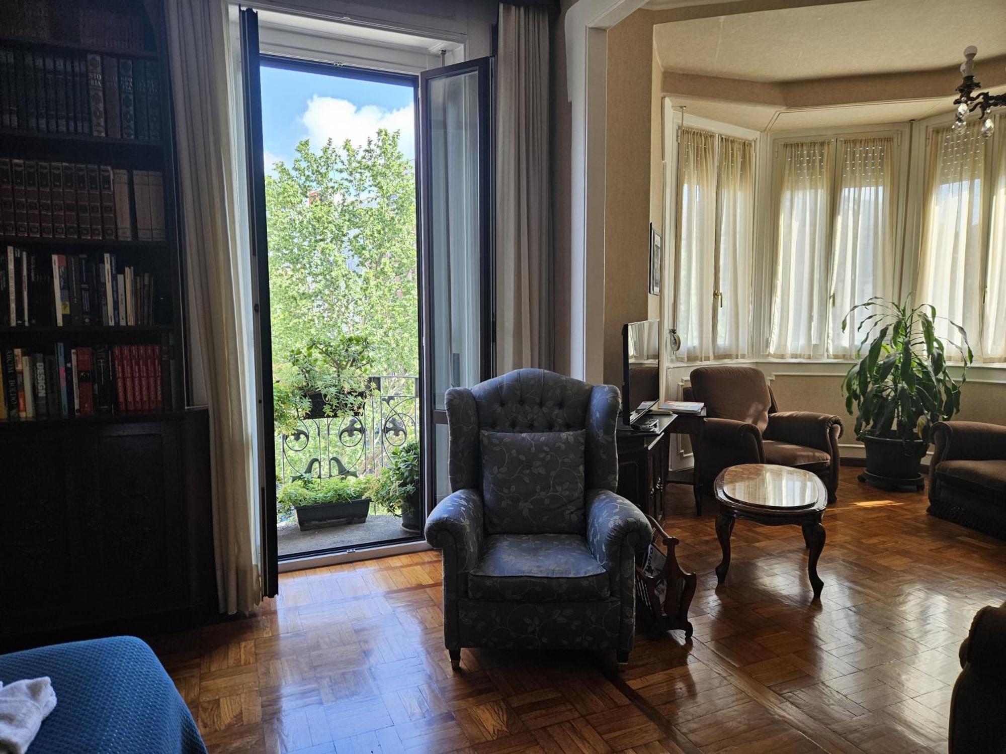 Homegallery - Elegante Appartamento Milanese Exterior foto